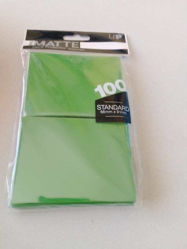 Matte Deck Protector® sleeves - 100 Standard 66mm x 91mm